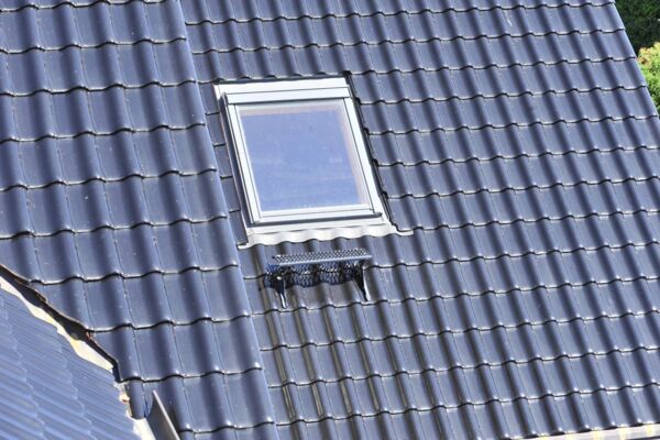 Steildach mit Tonziegeln