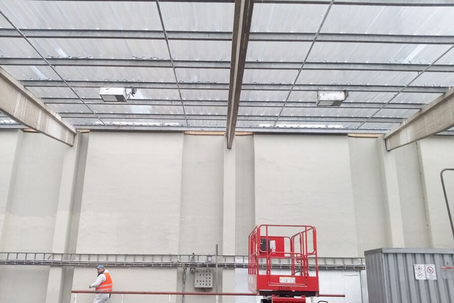 Neues Dach und Fassade für LKW-Beladung im Chempark Dormagen