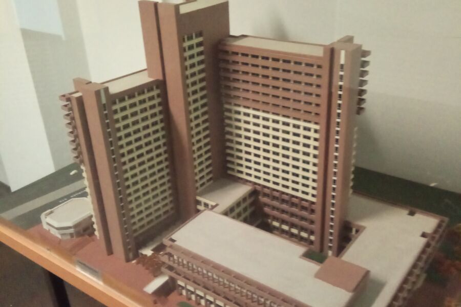 Metall-Kassetten-Fassade für Amtsgericht in Köln