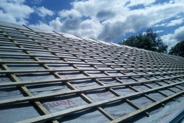 Steildach Betondachstein Einlattung