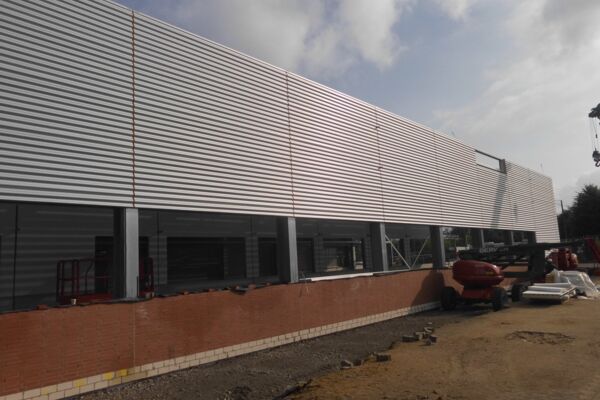 Montage Außenwände Sandwichpaneele