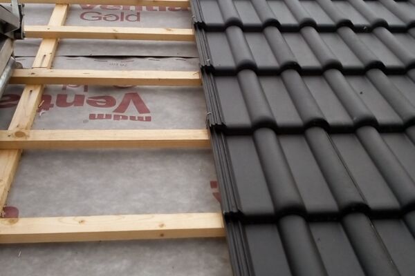 Steildach Klammerung Betondachstein